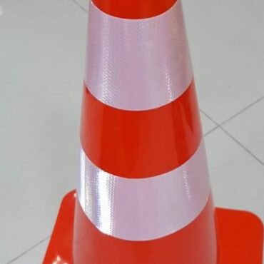 TRAFFICE WARNING CONE 70MM W/HOOK, LCL TWCONE70MM